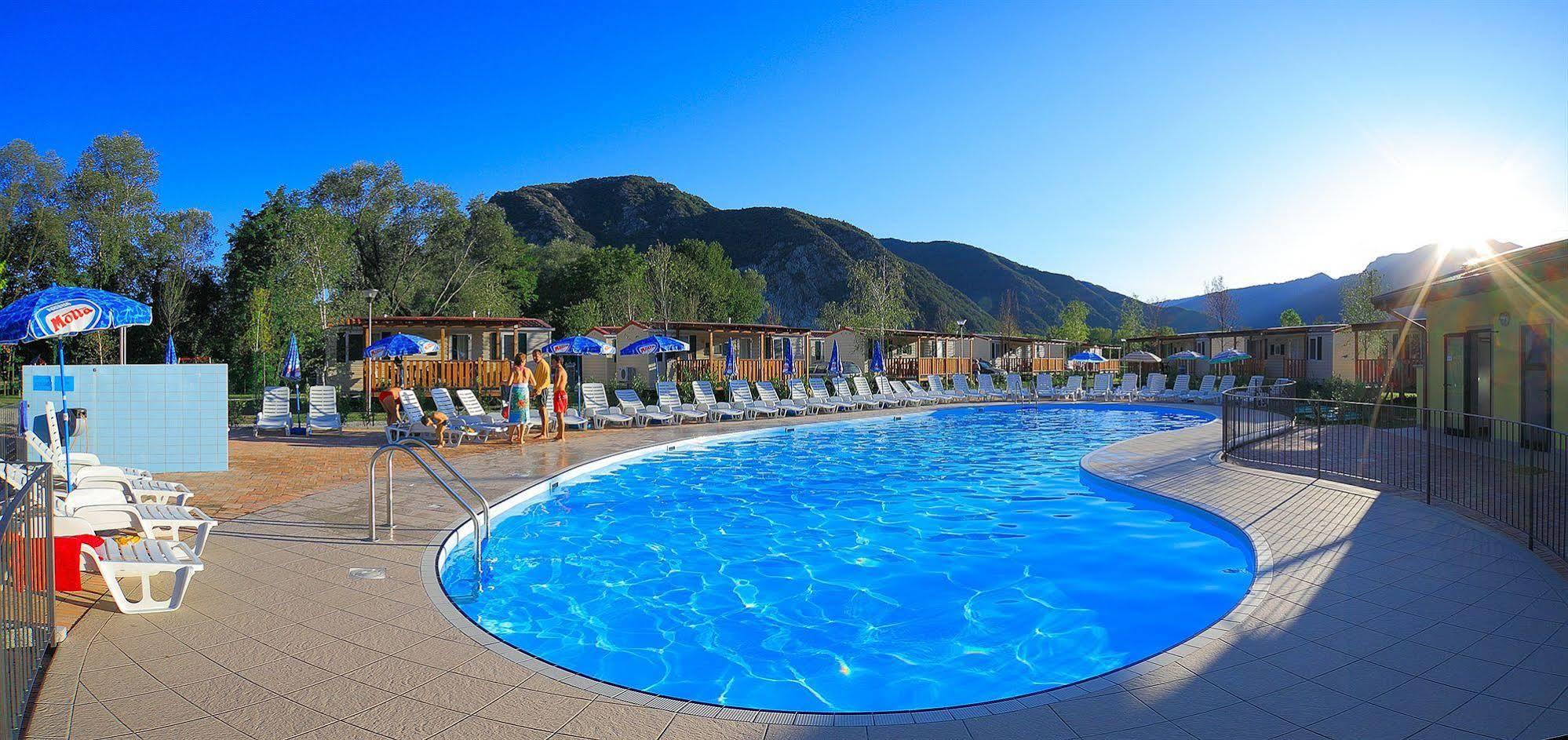 Il Borgo Delle Arti Hotel แวร์บาเนีย ภายนอก รูปภาพ